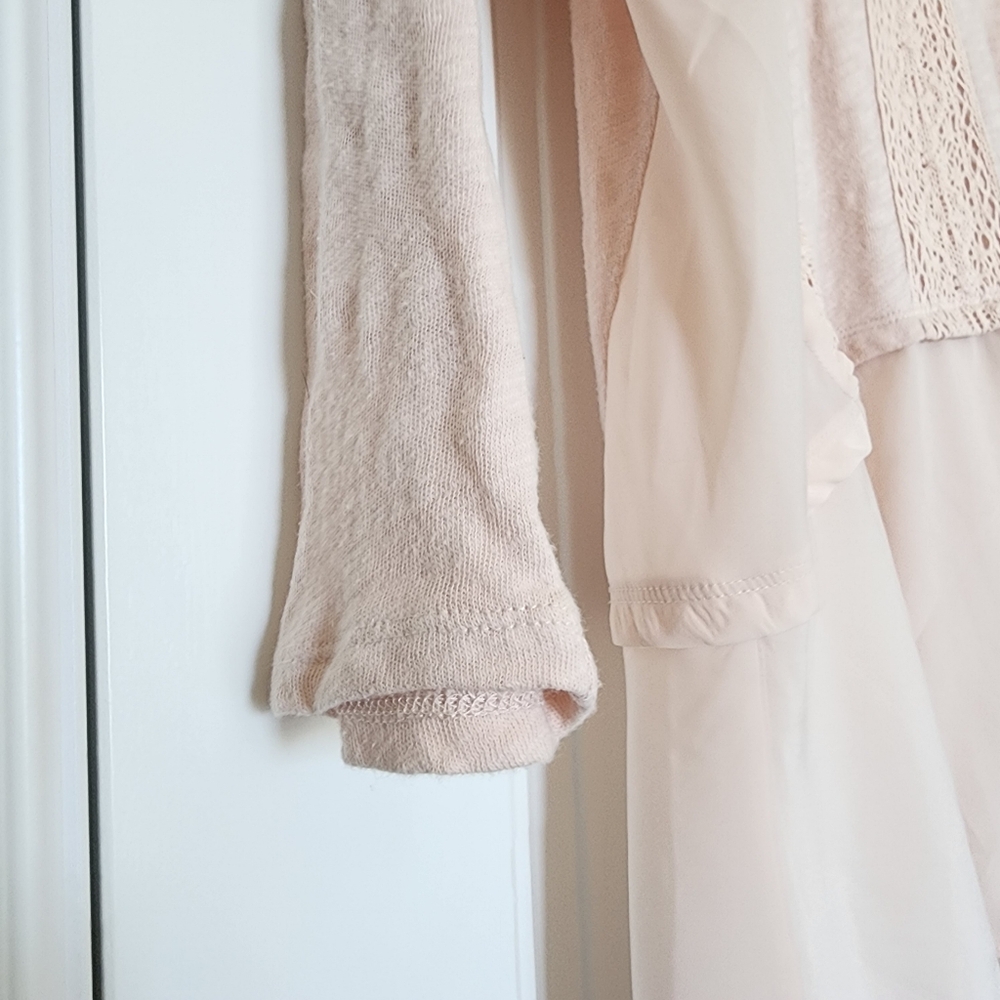 Meadow Rue Anthropologie Melia Blush Peplum Blouse Large - Picture 5 of 14